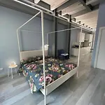 Casa Giulietta - Ombrellone E 2 Lettini Inclusi *