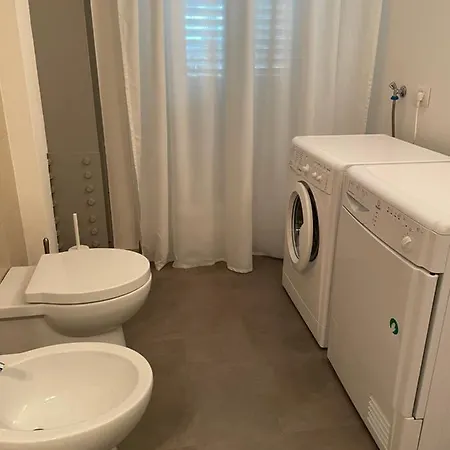 Casa Giulietta - Ombrellone E 2 Lettini Inclusi