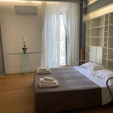 Casa Giulietta - Ombrellone E 2 Lettini Inclusi