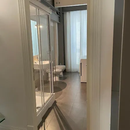 Casa Giulietta - Ombrellone E 2 Lettini Inclusi Apartment *