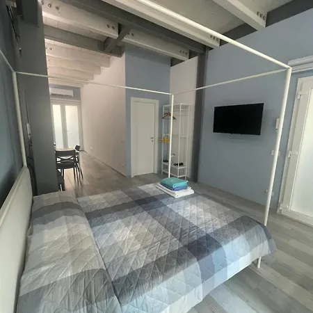 Apartment Casa Giulietta - Ombrellone E 2 Lettini Inclusi *