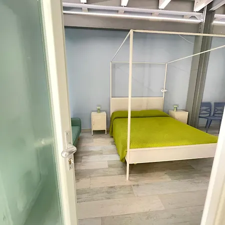 Casa Giulietta - Ombrellone E 2 Lettini Inclusi *