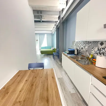 Casa Giulietta - Ombrellone E 2 Lettini Inclusi *