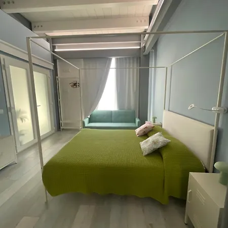 Casa Giulietta - Ombrellone E 2 Lettini Inclusi
