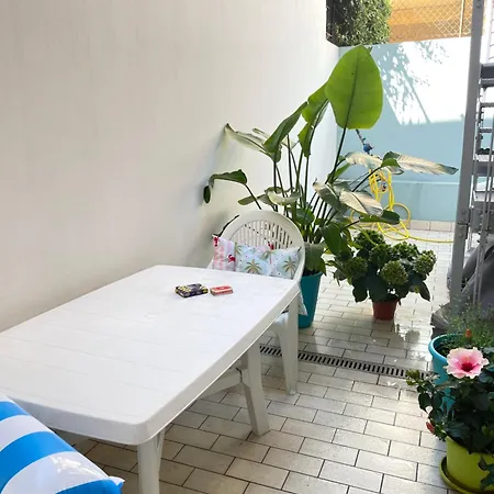 Casa Giulietta - Ombrellone E 2 Lettini Inclusi Apartment *